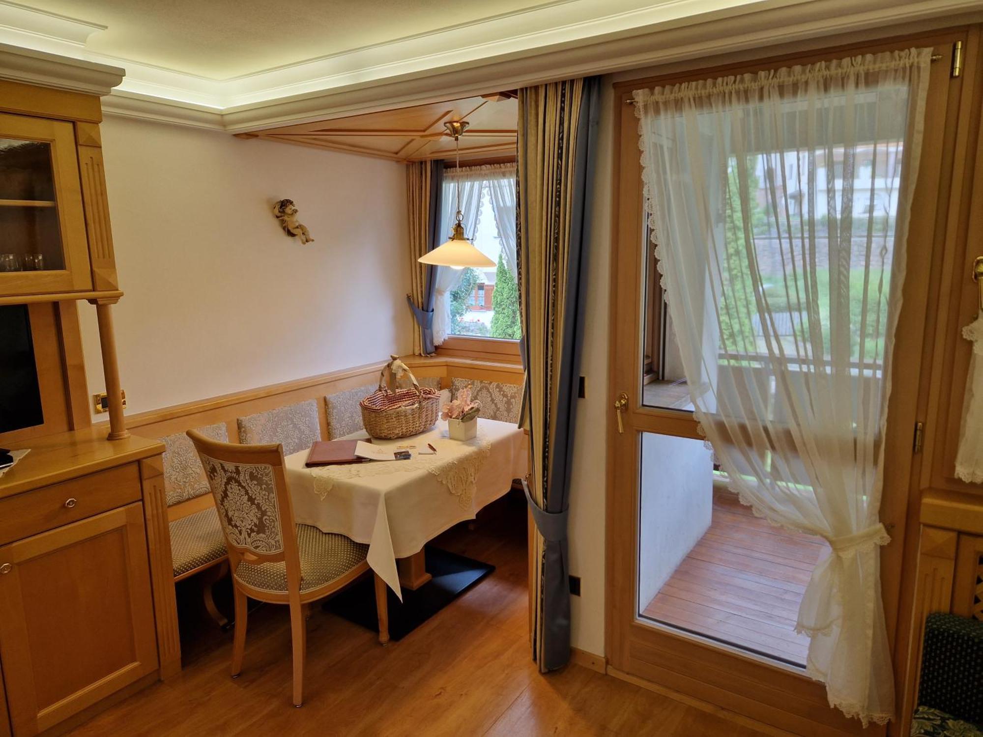 Residence Ciastel Ortisei Kültér fotó